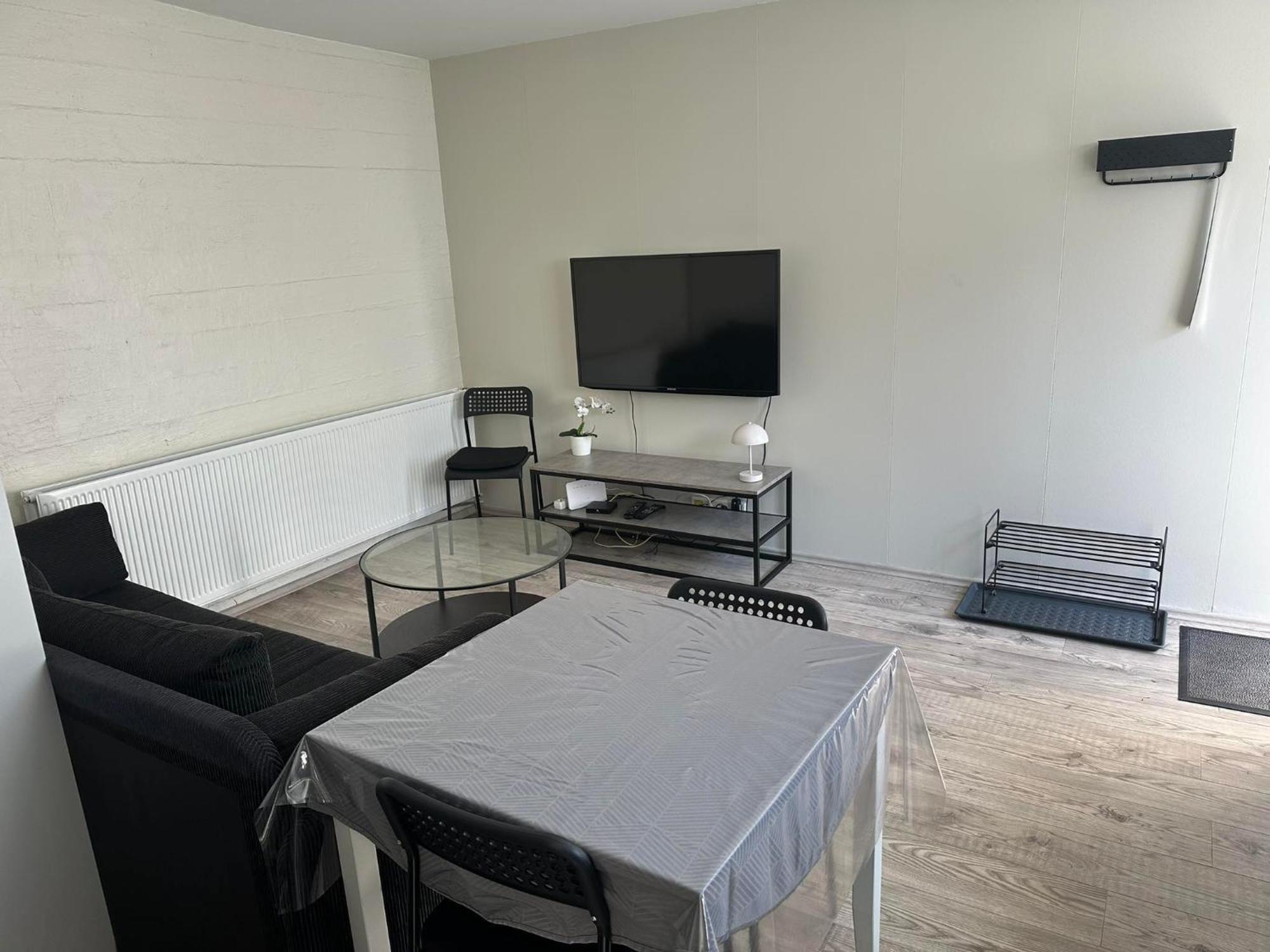 Vallholt Apartment เซลฟอส ภายนอก รูปภาพ